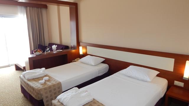Timo Resort Hotel โคนัคคลึ ภายนอก รูปภาพ